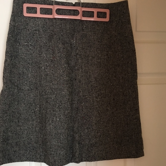 J. Crew Wool A-Line Skirt perfect for Fall/Winter! - Picture 4 of 4